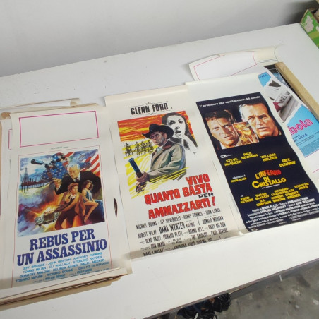 Accumulo 43 locandine manifestini cinema diverse ripetizioni 31 differenti