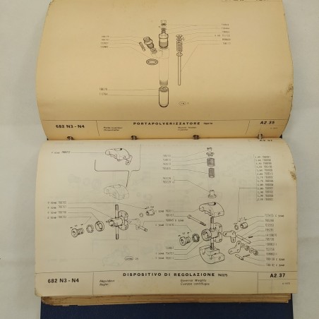 RaccoglitoreCatalogo parti di ricambio Fiat 682 N3-N4,1972. Condizioni mediocri