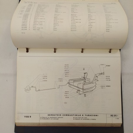 Catalogo parti di ricambio Fiat  1100R multilingue in raccoglitore,'66. Mediocre