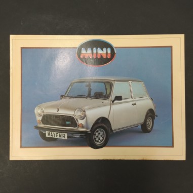 Opuscolo Catalogo Mini Austin Rover. Macchie lungo i bordi