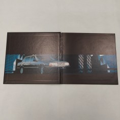 Libro sulla storia di Volvo. Rilegatura in tessuto impolverato. Buono 2