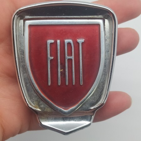 Serratura per auto Fiat 600 E con chiavi. Macchie