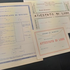Lotto di 3 attestati di studio anni 20/30 non compilati. Buono 2