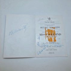 Fascicolo 100° Nascita Toscanini 1967 con vari autografi cantanti 2
