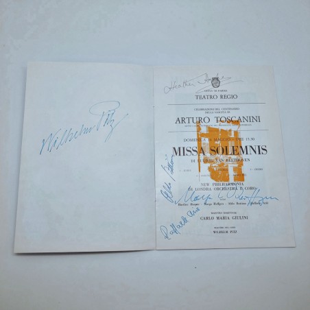 Fascicolo 100° Nascita Toscanini 1967 con vari autografi cantanti