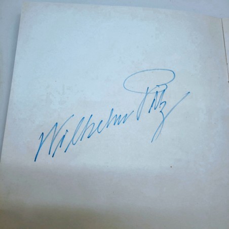Fascicolo 100° Nascita Toscanini 1967 con vari autografi cantanti