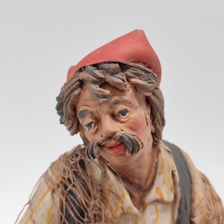 Angela Tripi scultura presepe in terracotta policroma pescatore con rete