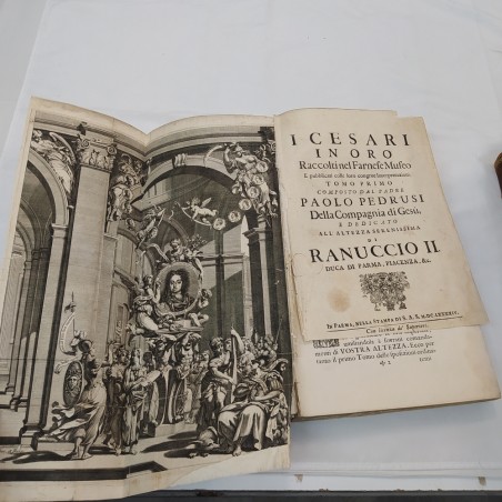 Opera di 6 volumi I Cesari in oro argento e metallo Padre Paolo Pedrusi fine 600