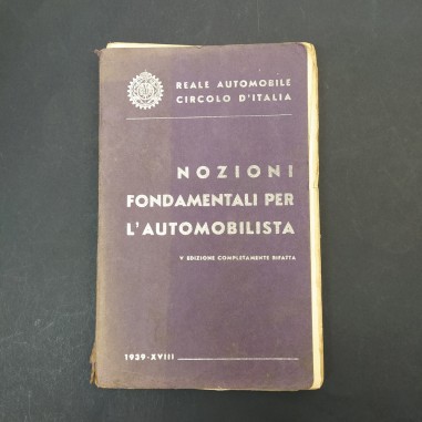 Libro Nozioni fondamentali per l'automobilista, RACI 1939. Segni a penna