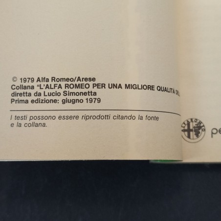 Libro L'uso dell'automobile e il bambino, A. Mitello, Alfa Romeo, 1979. Aloni