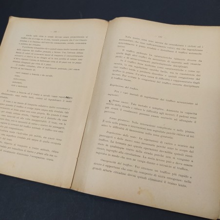 Libro Presentazione degli autoveicoli in relazione alla strada, C. Amione, 1934