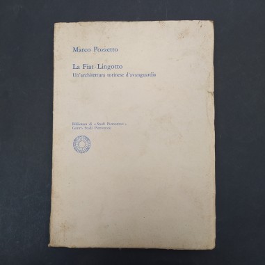 Libro La Fiat - Lingotto, Marco Pozzetto, Centro studi piemontesi, 1975. Macchie