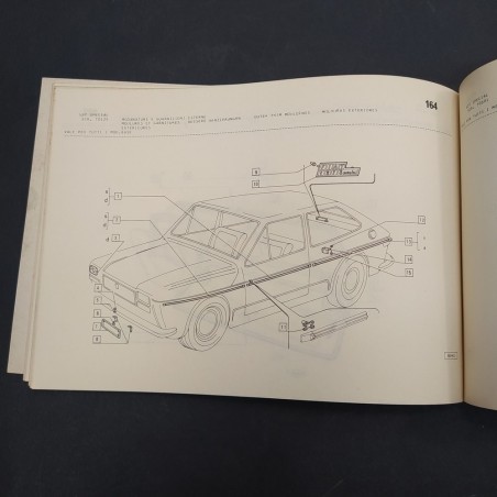 Catalogo parti di ricambio Fiat 127 Special, plurilingue, 1975. Piccoli fori
