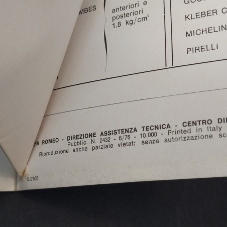 Alfa Romeo Libretto uso e manutenzione Giulia diesel, 1976. Ingrigito