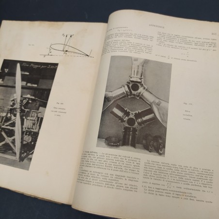 Libro Il motorista d'aviazione, 3° edizione 1934, Cei e Fiore. Macchie