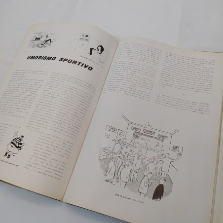 Rivista trimestrale Sport in medici domo n. 9/10, 1954 con spellature e pieghe