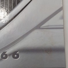Libro Alfa Romeo "Ecco Alfa 166", 1998. Macchie e aloni in copertina 2