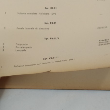 Autobianchi Notiziario tecnico n. 22, ottobre 1967 con fori. Macchie d'officina