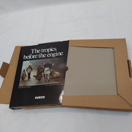 Libro Iveco - The tropics before the engine, 1981, lingua inglese. Buono