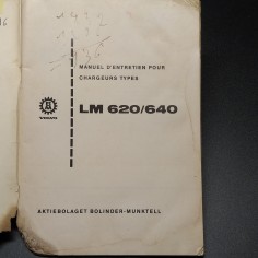Manuale - Manuel d'entretien trattori Volvo LM 620/640, 1967. Spigolo strappato 2