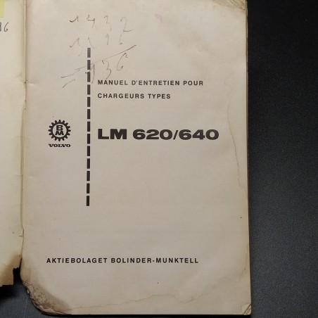 Manuale - Manuel d'entretien trattori Volvo LM 620/640, 1967. Spigolo strappato