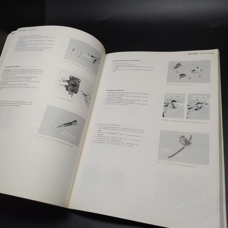 Manuale d'officina Innocenti 3 cilindri, 1983. Copertina con pieghe e sbiaditure
