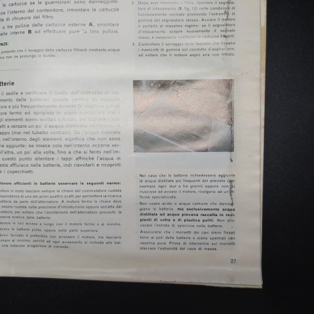 Manuale uso e manutenzione trattori Fiat ADBD10, 1970. Graffi e polvere