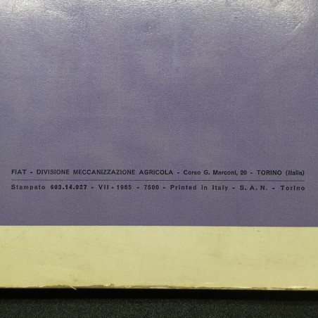 Catalogo ricambi trattori Fiat 615, 1° edizione 1965. Spellature e macchie