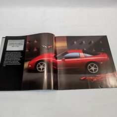 Brochure Corvette C5 Convertible con tavole colori 2