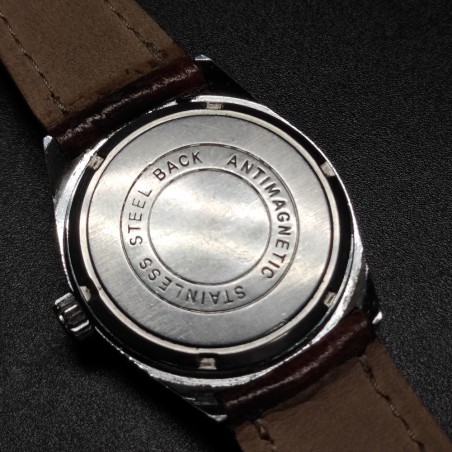 Orologio polso Montblanc cassa acciaio vistosi segni di invecchiamento