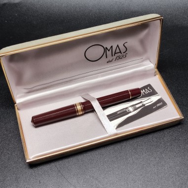 OMAS penna stilografica 555-F fusto bordeaux pennino oro 585 inusata