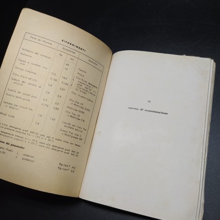 Libretto uso e manutenzione OM Tigrotto 40 qli quinta edizione Stampato 132 1960