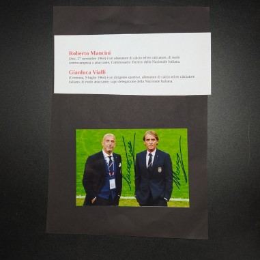 Fotografia originale con Mancini e Vialli e relativi autografi