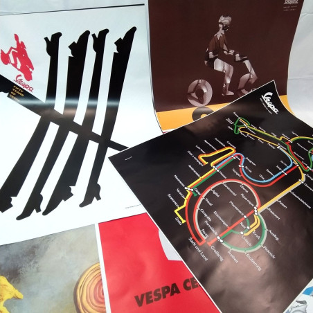 Cartella Disegnando Vespa 14 manifesti per i cinquant'anni di un mito