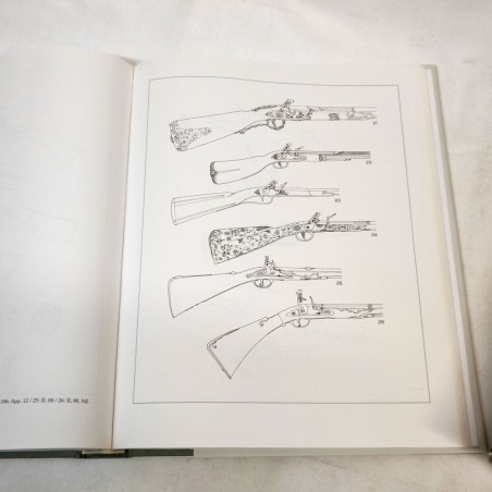 Volume Brescia Firearms di Nolfo di Carpegna 460 pp 1997