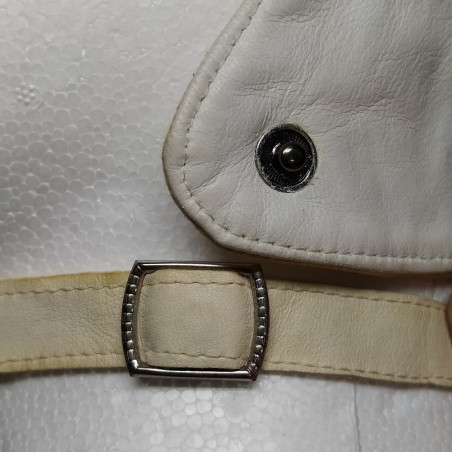 Cuffia da auto in pelle bianca marca Chapal nuova tg 56 cm