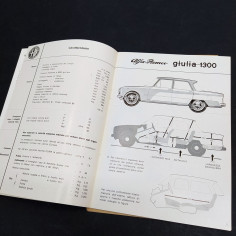 Libretto uso e manutenzione delle vetture Alfa Romeo Giulia 1300, 1964. Buono 2
