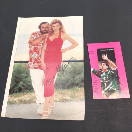 Lotto di due autografi di Milly Carlucci e la giocatrice Consuelo Mangifesta