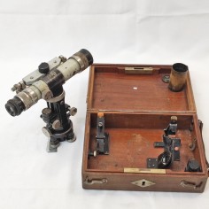 Livella Zeiss Jena precedente alla 2° Guerra Mondiale condizioni discrete 2
