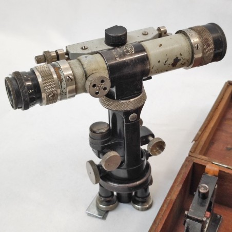 Livella Zeiss Jena precedente alla 2° Guerra Mondiale condizioni discrete
