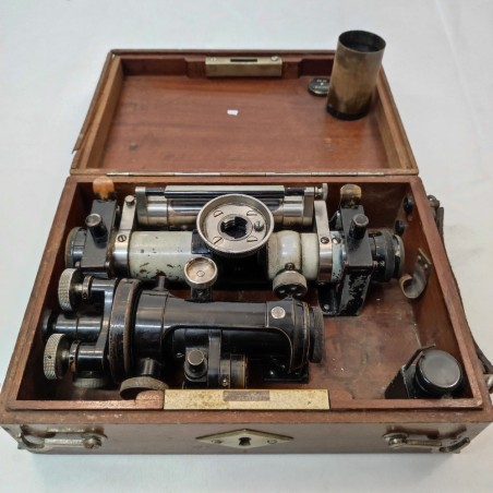 Livella Zeiss Jena precedente alla 2° Guerra Mondiale condizioni discrete