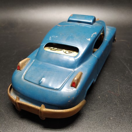 Auto giocattolo in latta Arnold made in Germany US zone con piccole scrostature