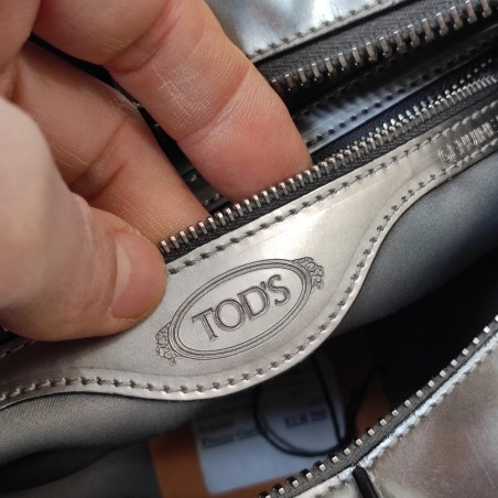 Borsa a donna bauletto Tod's argento piccoli difetti