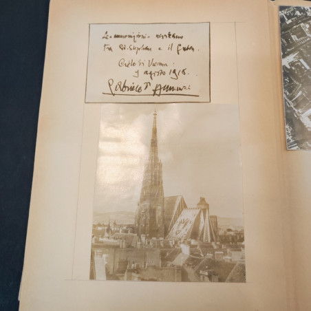Fascicolo I precedenti del volo su Vienna con foto d'epoca aggiuntive 1972