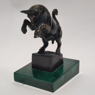 Toro in bronzo su basamento in malachite h. 14 cm