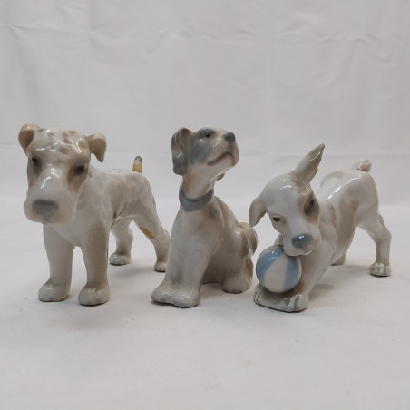 Lotto di 4 cani in ceramica porcellana Spagnola Martinu