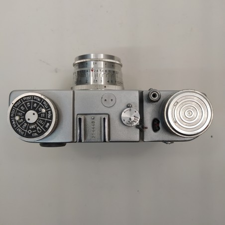 Macchina fotografica Leningrad completa di custodia da revisionare