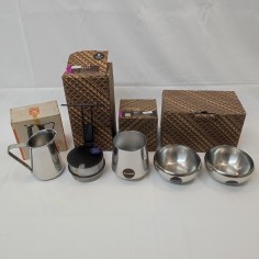 Lotto di accessori tavola Alessi ex negozio lattiera formaggera vaso e ciotole