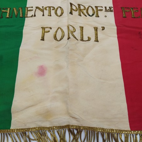 Stendardo da parata tricolore Regno d'Italia Scuola professionale Forlì