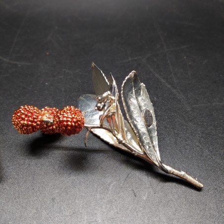 Ramoscello rivestito in argento 925 con bacche rosse